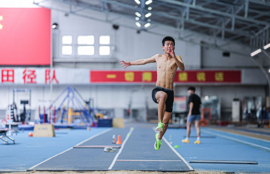 完美体育登录，掌握每一个精彩瞬间